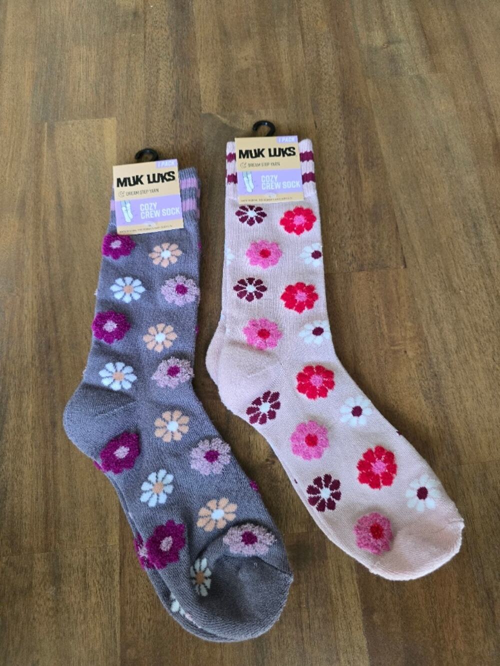 MUK LUKS Women's Dream Step Cozy Crew Sock, 1-Pack Lot of 2 Pink/Purple Flowers